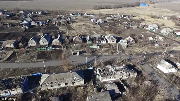 Debaltseve a fost distrus aproape complet de bombardamentele pro-rușilor