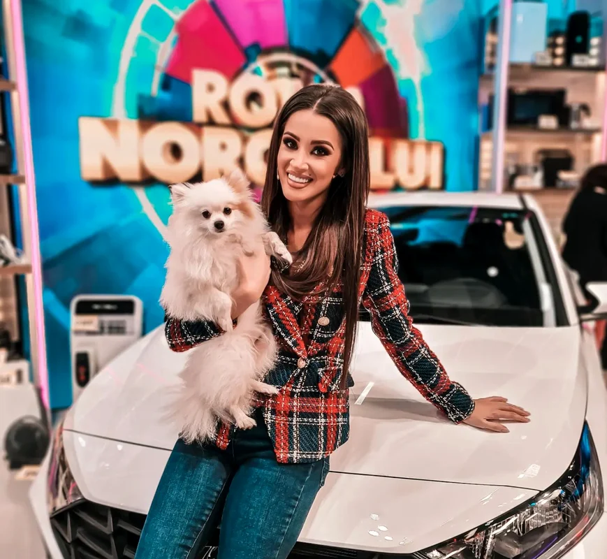 ana barnoschi1 png