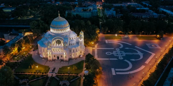 Catedrala Navală din Kronstadt din Sankt Petersburg shutterstock 1927671284 jpg