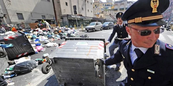 gunoaie napoli