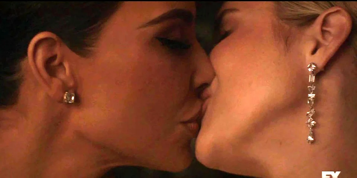 Kim Kardashian și Emma Roberts, Profimedia 