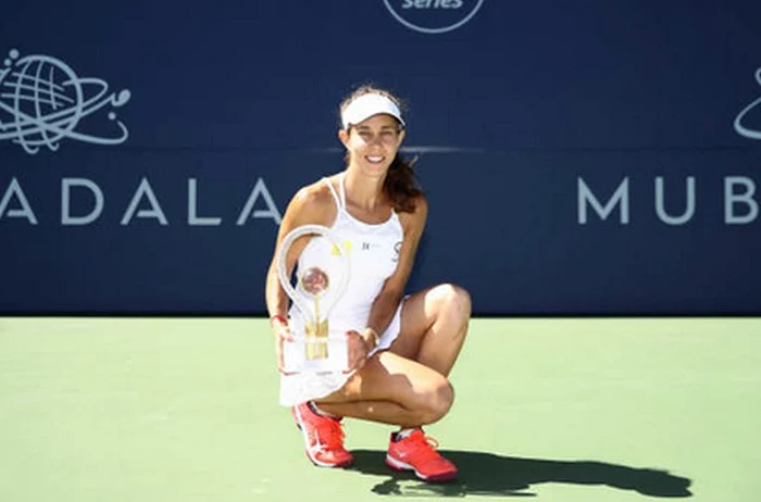 
    Mihaela Buzarnescu si trofeul cucerit la San Jose 2018Foto: GettyImages  