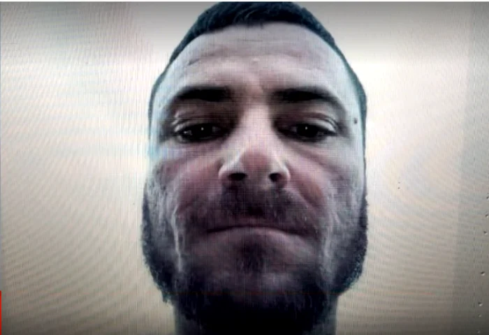 S-au intensificat căutările criminalului din Mureș. Autoritățile au declarat „zonă zero” în Bistrița-Năsăud. Cea mai recentă fotografie cu Emil Gânj