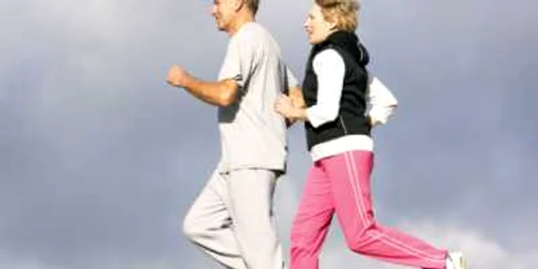 Joggingul le este recomandat diabeticilor, deoarece ţine greutatea sub control 