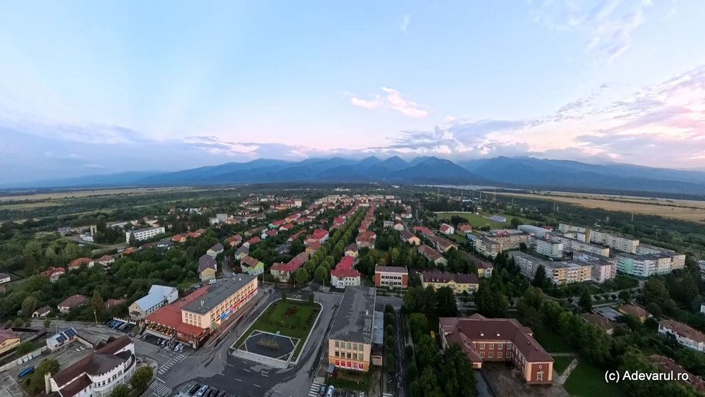 Secretele orașelor crescute dintr-o singură uzină. Cum a schimbat industria de apărare Cugirul, Victoria și Zărneștiul