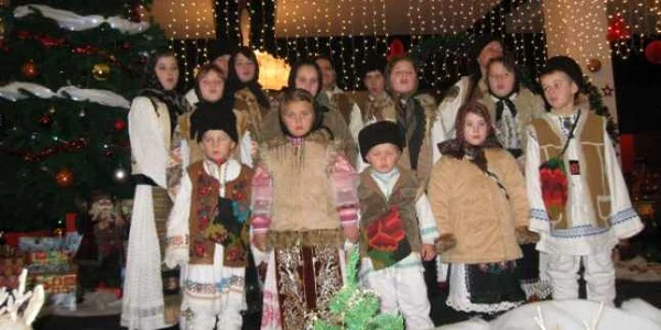 colinde copii mures
