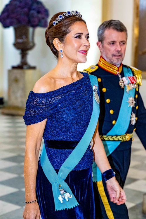 Regina Mary, banchet de stat, diadema cu safire, Profimedia (1) jpg