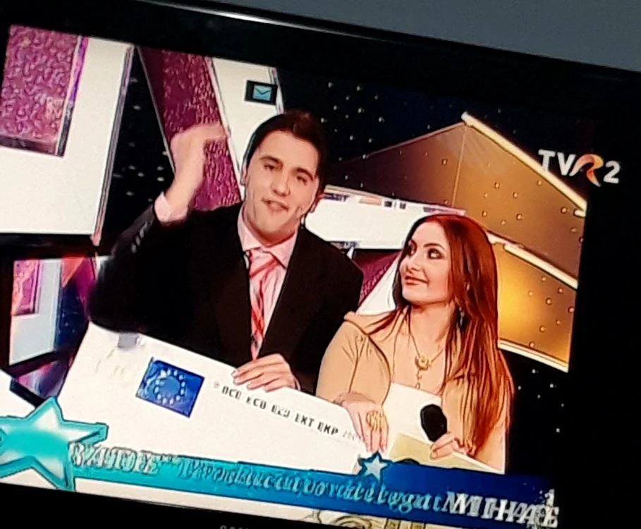 Alina Sorescu avea doar 16 ani când prezenta emisiunea alături de Cosmin Cernat