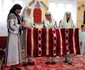 Meșter popular Rodica Crăcană din Costești Vâlcea creator de scoațe oltenești foto stânga Foto Centrul Creației Vâlcea