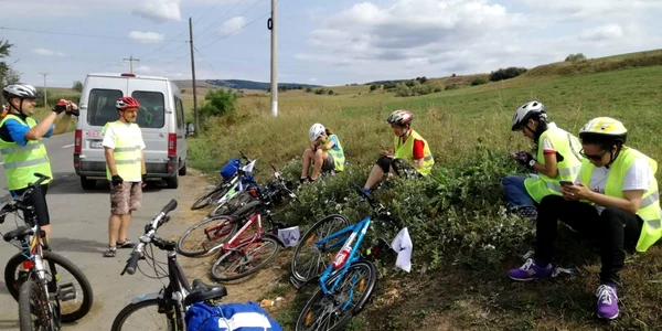 Imagine de la cursa bibliotecarilor ciclişti FOTO Arhiva personală