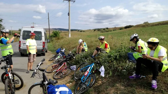 Imagine de la cursa bibliotecarilor ciclişti FOTO Arhiva personală