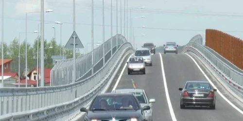 Se circulă pe pasajul din Sânpetru. FOTOBrasovTV