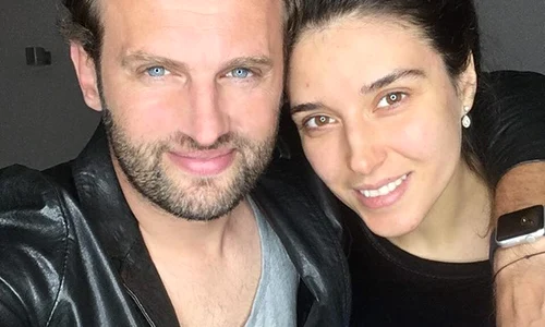 Ramona insarcinata si Sorin Brotnei jpeg