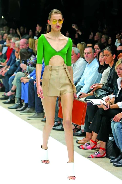 pantaloni scurti