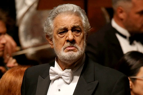1 placido domingo gif gif