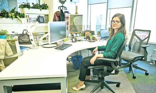 c19 1  5col photo 2019 04 16 workspace hermanmiller byneluplaton 0743668831 143 jpeg