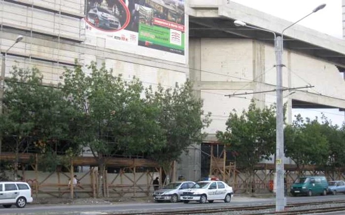 Arad: UPDATE Bărbatul care a decedat pe şantierul mall-ului este de naţionalitate maghiară