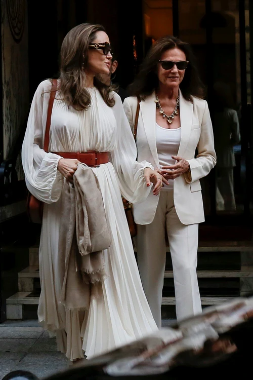 1 angelina jolie jaqueline bisset profimedia 0455914991 jpg jpeg
