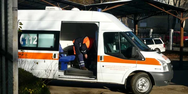 Victima necesită circa 40-45 de zile de îngrijiri medicale. Foto arhivă