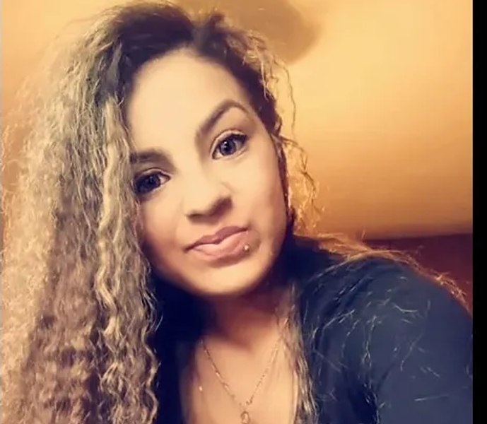 Încă un caz șocant de femicid. O femeie, mamă a doi copii, a fost ucisă în bătaie în apartamentul ei din Hunedoara