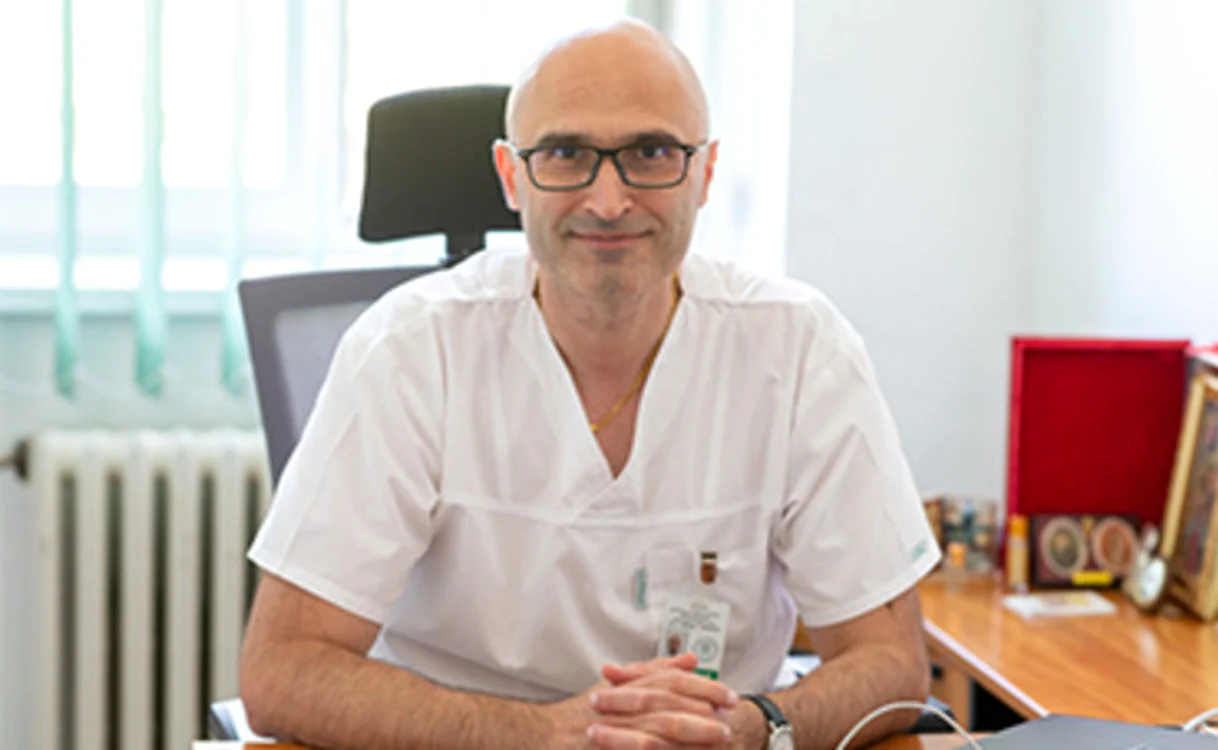 “Oamenii trebuie să se imunizeze”, atrage atenţia profesorul universitar Cristian Oancea