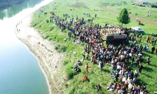 Mai 1990, « Podul de Flori» jpeg