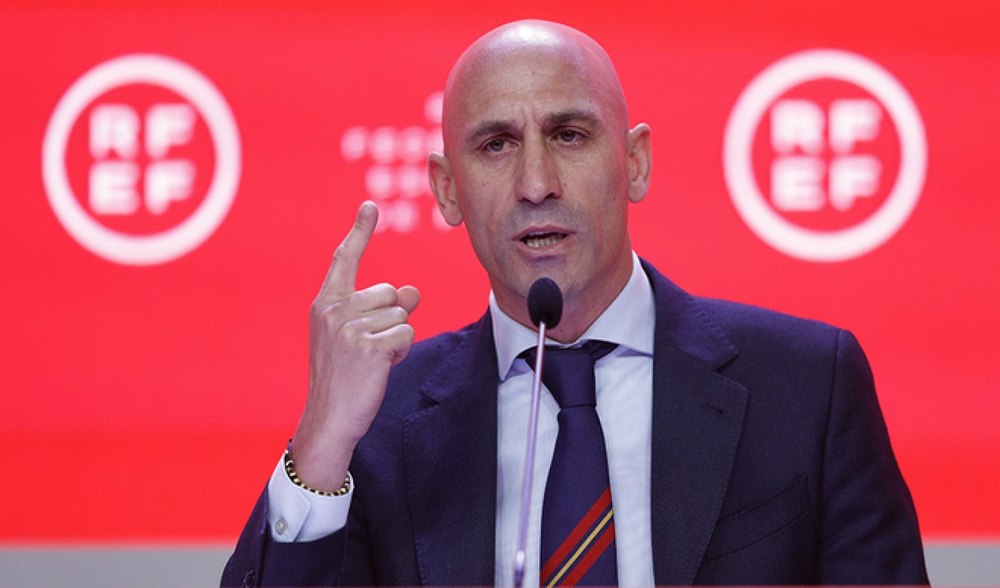 Luis Rubiales, fostul preşedinte al Federaţiei Spaniole, a fost reţinut pentru câteva ore