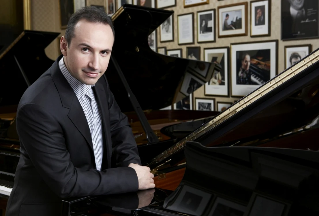 pianist macedonean Simon Trpčeski 