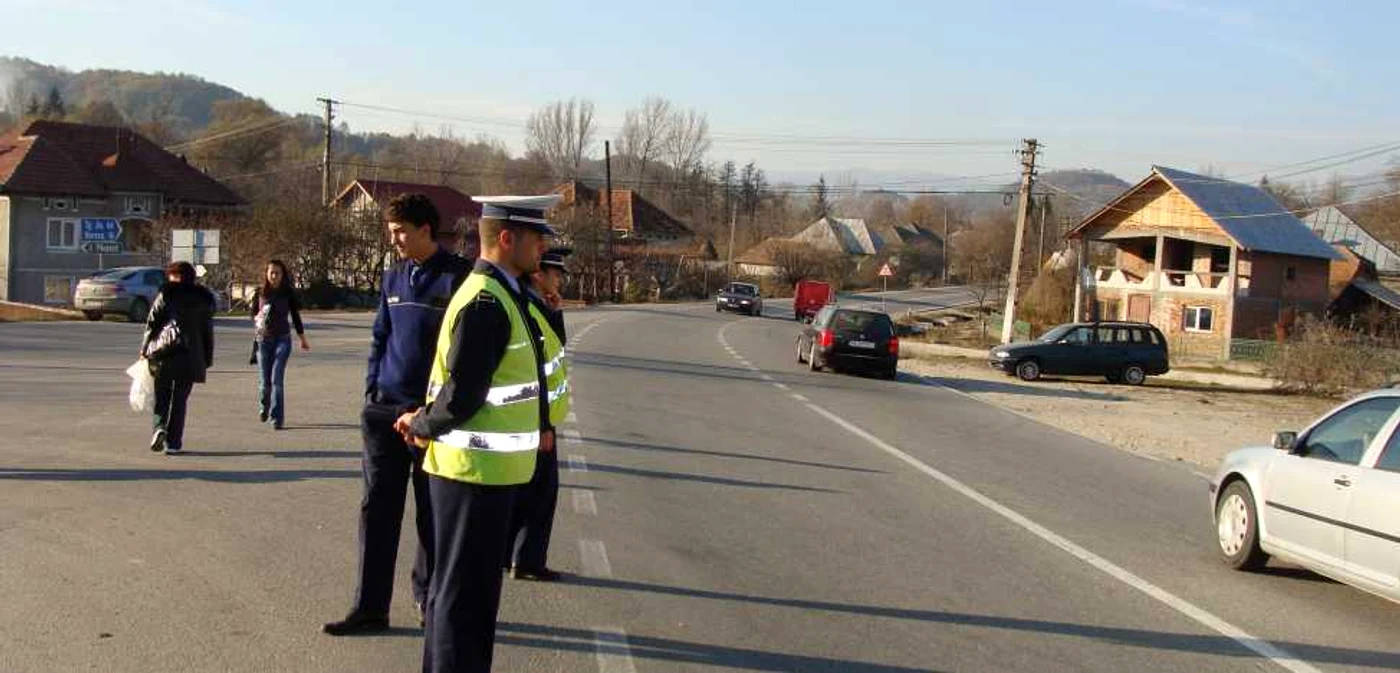 Politistii din Pietrari, cu ochii pe masinile care transporta produse de panificatie