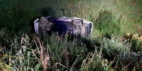 Un bărbat a cazut cu maşina într-un canal de irigaţii dezafectat din Constanţa 9 iunie 2019 FOTO NEWS.RO