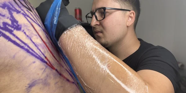 Tatuatorul David Curea