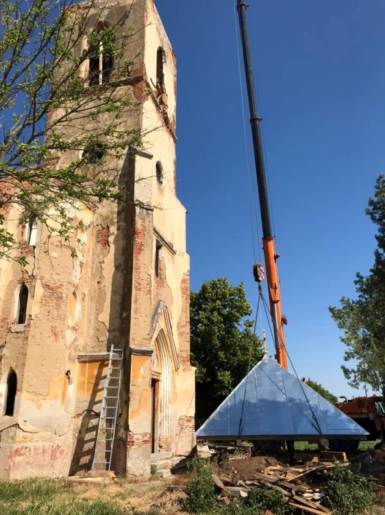 Salvarea bisericii romano-catolice de la Ofseniţa 