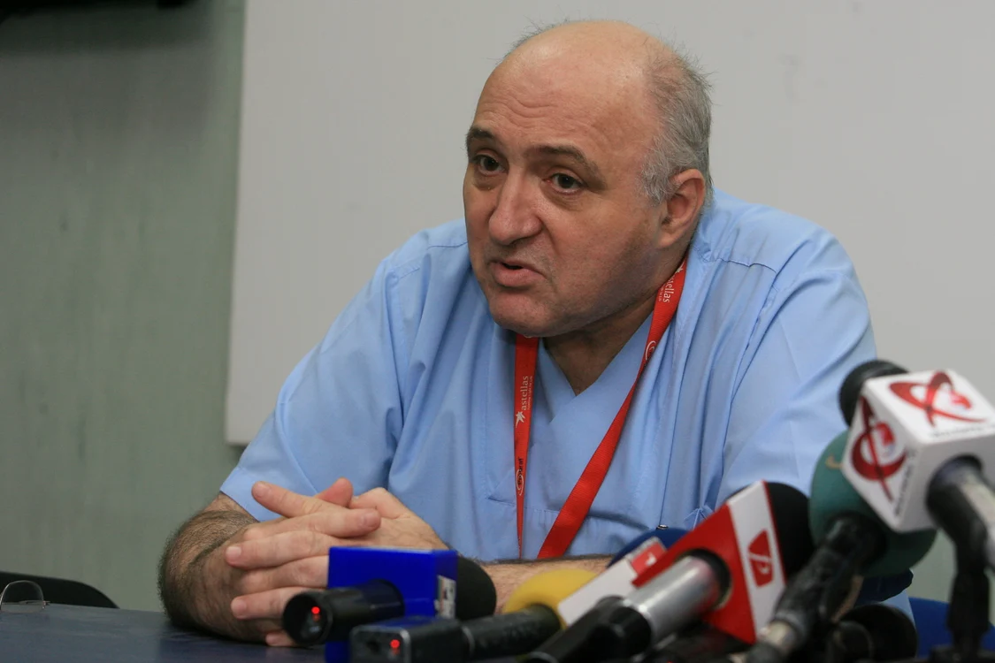 
    Managerul Spitalului „Grigore Alexandrescu”, prof. dr. Dan Enescu, spune că deja există o echipă pregătită în Israel pentru transplant cardiac la copii  