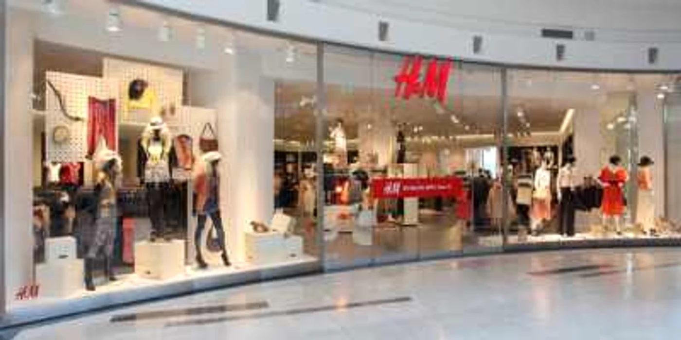 H&M continuă expansiunea magazinelor sale în Arad, Craiova, Iaşi, Brăila şi Suceava
