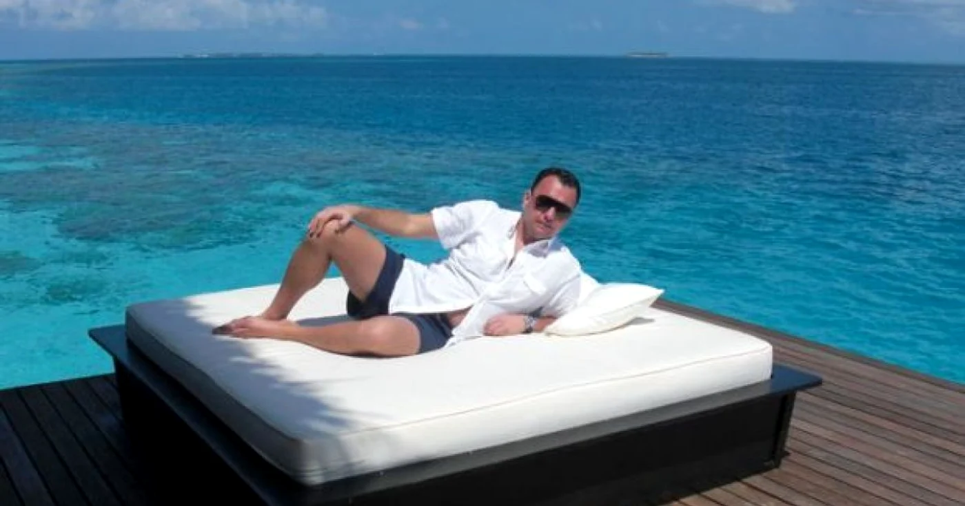 Cocoană se poate bucura de vacanţă fără grija procesului