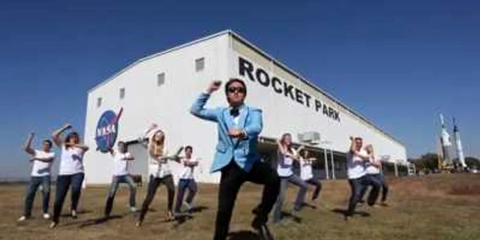 Celebrul dans, executat la Johnson Space Center din Houston, Texas FOTO youtube.com
