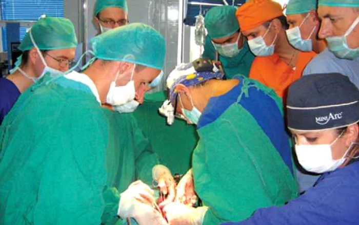 Oradea: Ultimii clienţi la credite: spitalele şi farmaciile