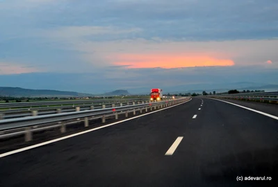 Autostrada Foto Daniel Guță ADEVĂRUL JPG