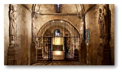 camara_santa_catedral_salvador_oviedo_ccaa.jpg_1306973099.jpg