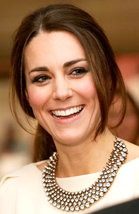 
    Ducesa de Camgridge (foto Reuters)  