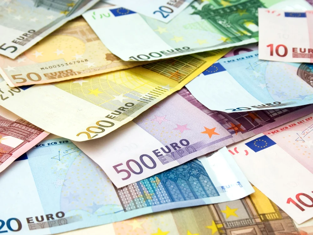 Bancnote de la 5 la 500 de euro