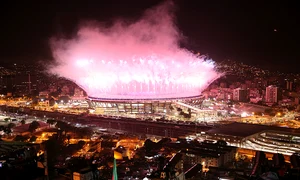 Stadionul Maracana a fost acoperit de focurile de artificii care au marcat începerea Jocurilor Olimpice jpeg