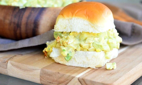 salata de oua cu castravete si avocado jpeg