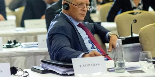 Theodor Stolojan fb Theodor Stolojan jpg