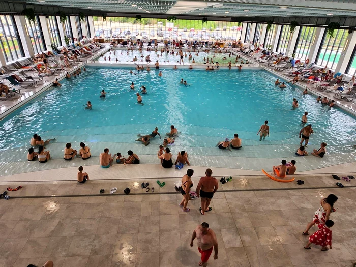 Bazinele interioare ale complexului de la Ocna Mureș FOTO Băile Sărate Ocna Mureș