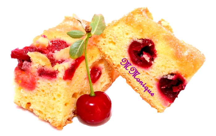 
    Pandişpan cu vişine  