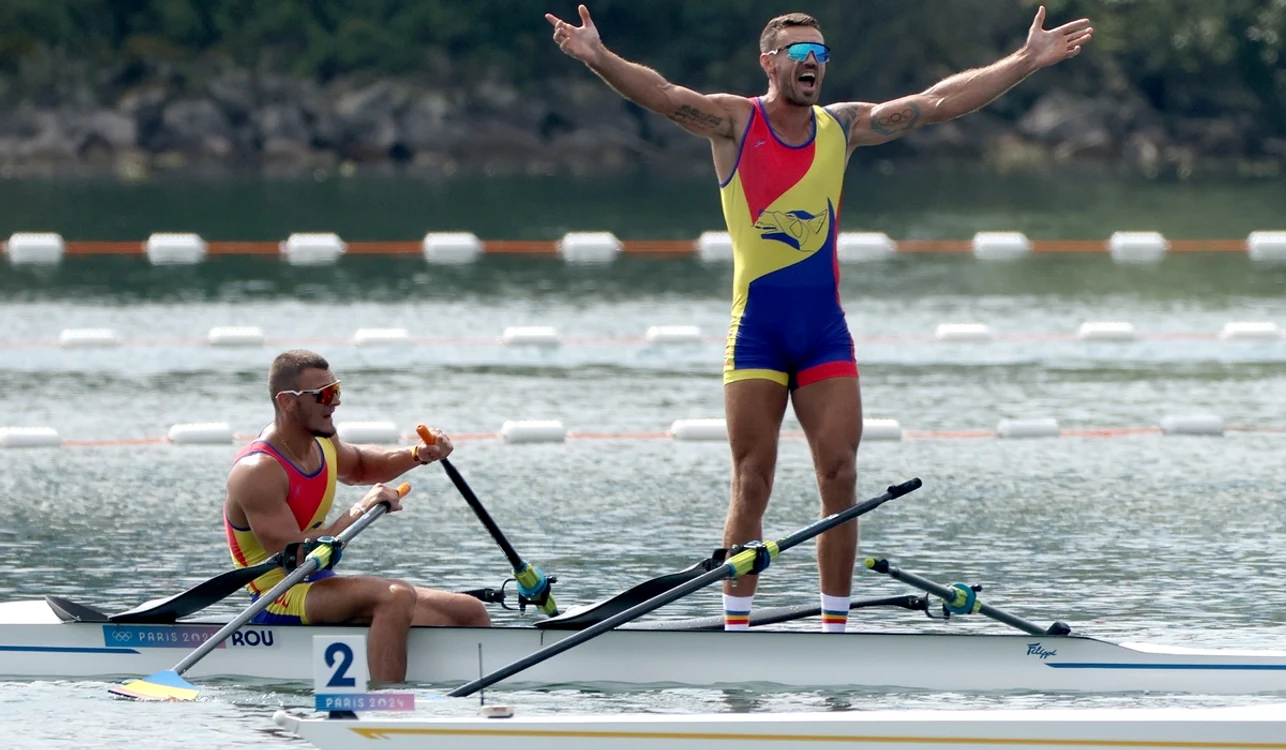 Andrei Cornea și Marian Enache, medaliați cu „aur” la Jocurile Olimpice (FOTO: EPA)