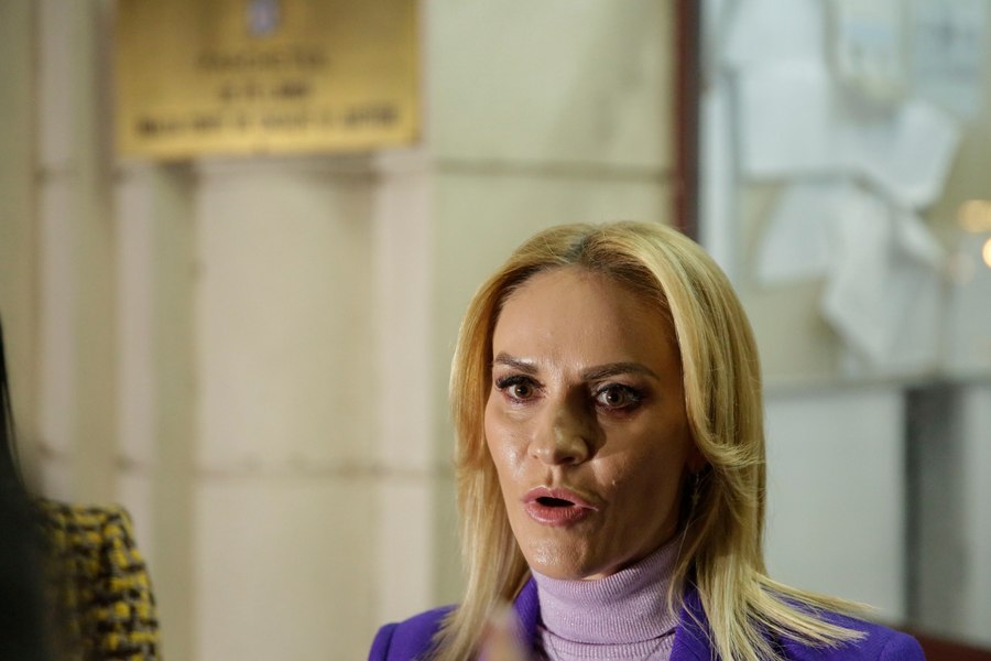 Firea: Îmi doresc ca bucureștenii să simtă că ne dăm mână şi trecem peste poate pasiuni personale