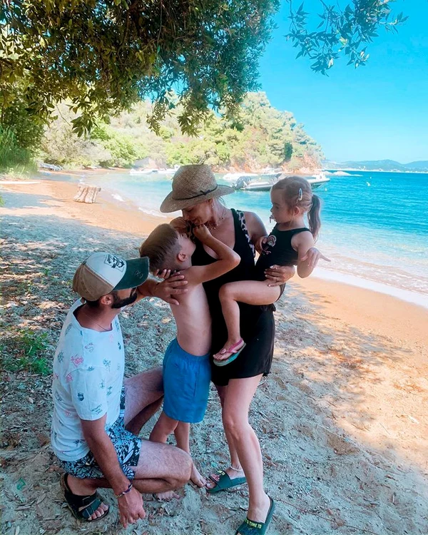 3 jojo si familia 1 jpg jpeg