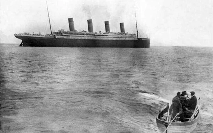 Titanic s-a scufundat la 14 aprilie 1912, după ce s-a ciocnit de un aisberg în nordul Oceanului Atlantic